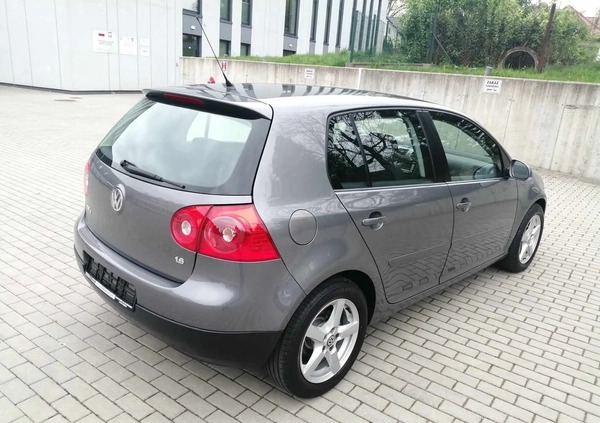 Volkswagen Golf cena 22900 przebieg: 178300, rok produkcji 2008 z Świdnica małe 137